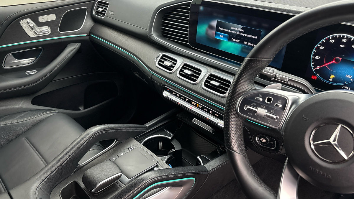 Mercedes-Benz GLE Image 18