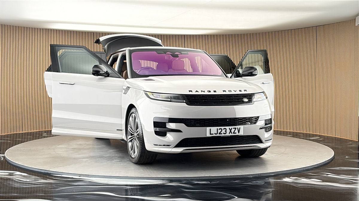 More views of Land Rover Range Rover Sport
