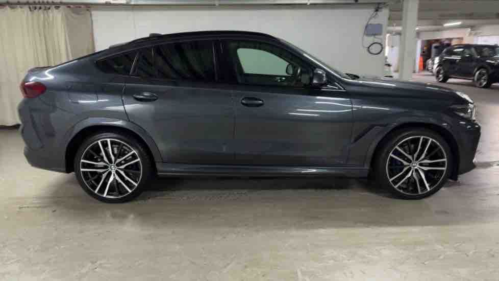 More views of BMW X6