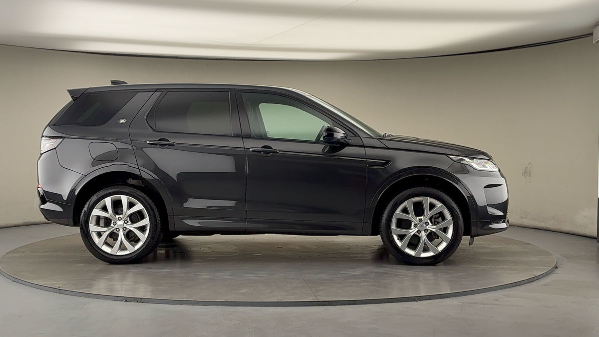 Land Rover Discovery Sport Image 16