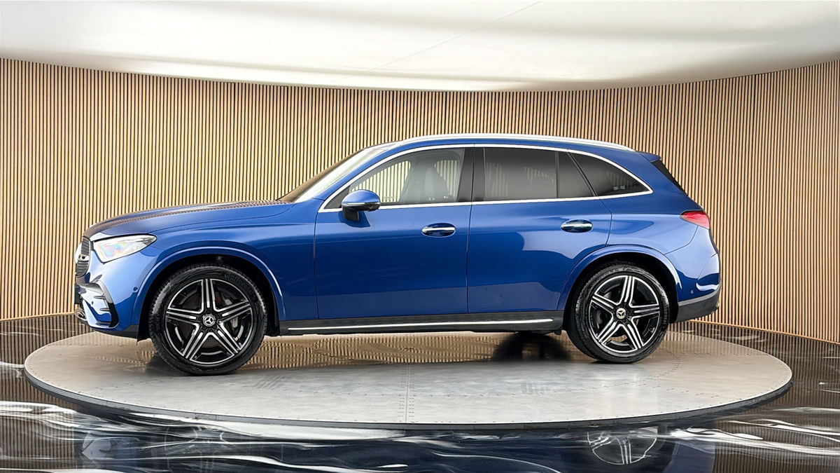 More views of Mercedes-Benz GLC