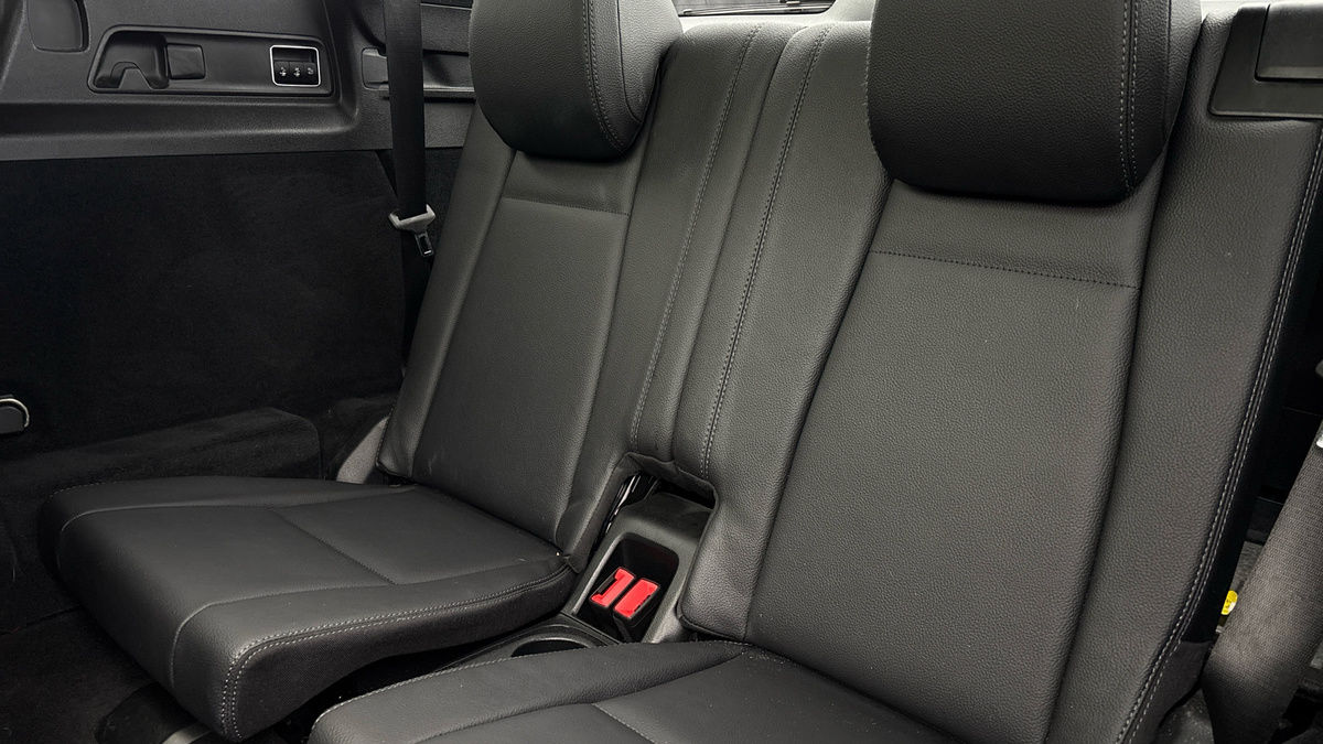 Mercedes-Benz GLE Image 26