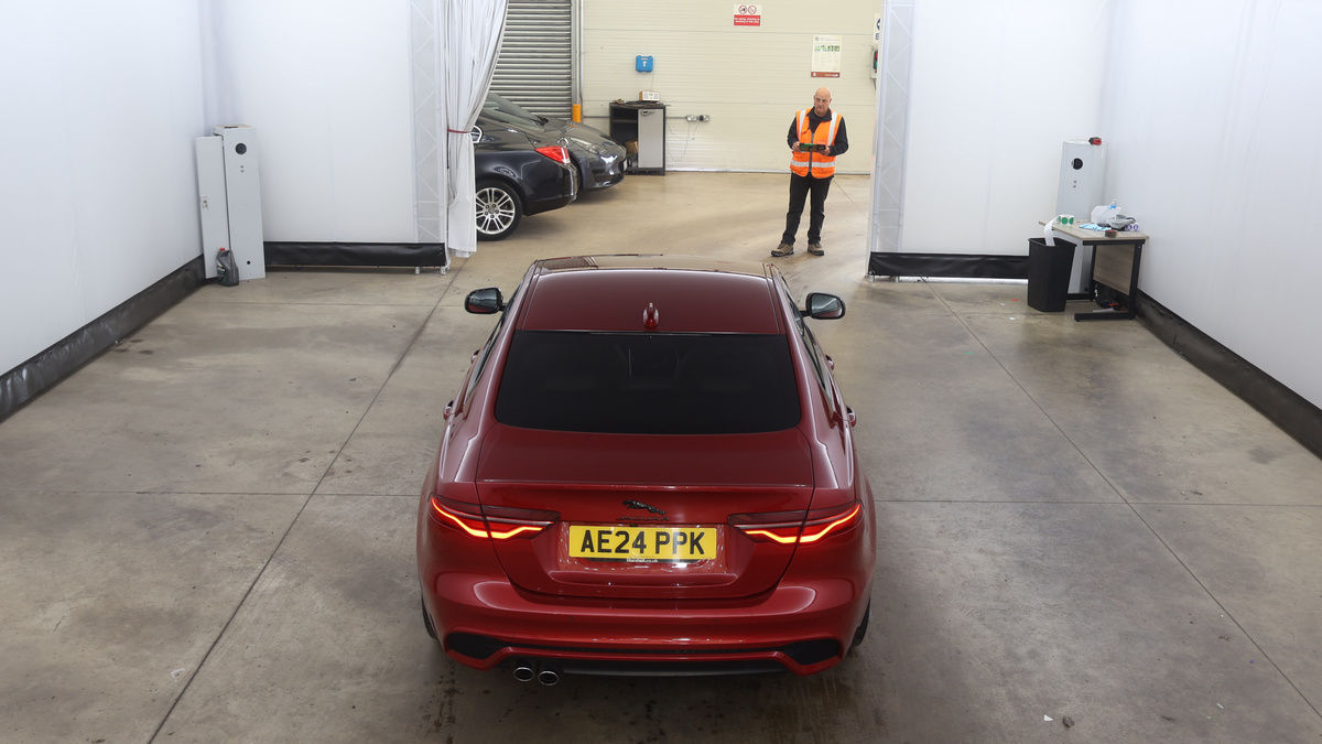 Jaguar XE Image 7
