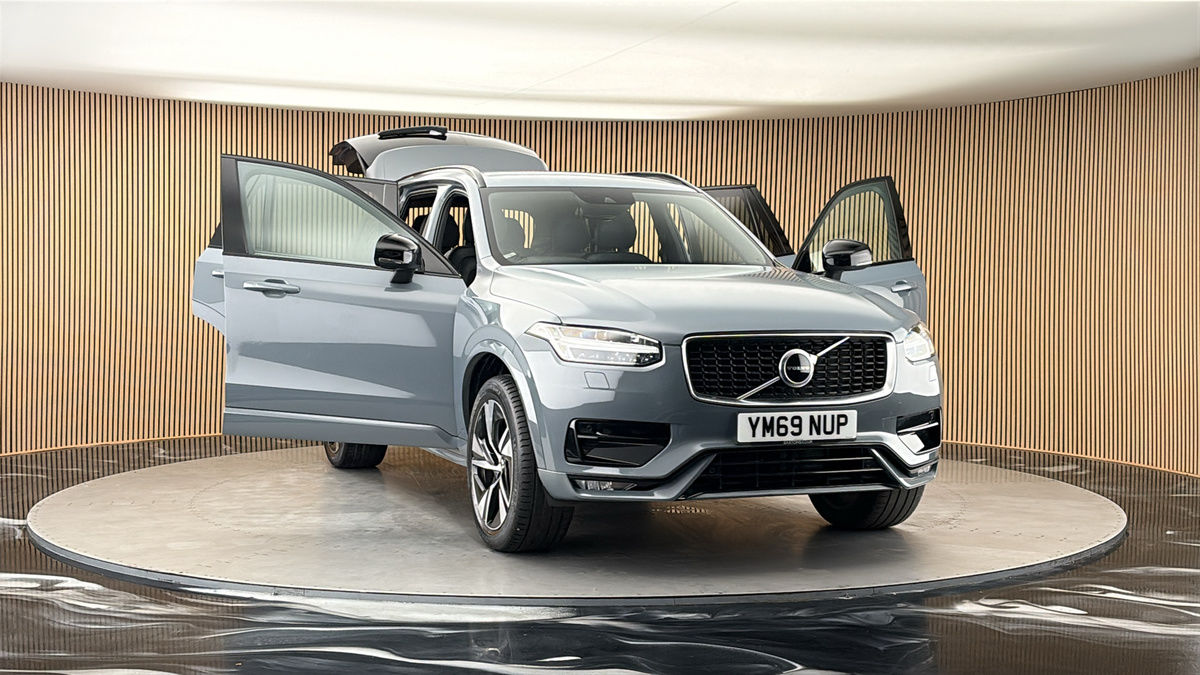 More views of Volvo XC90