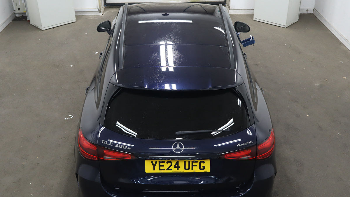 Mercedes-Benz GLC Image 8
