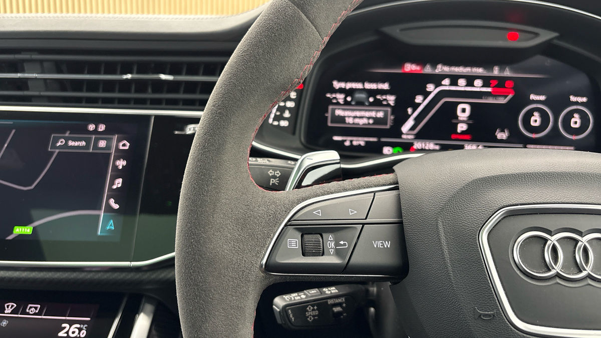Audi RSQ8 Image 13