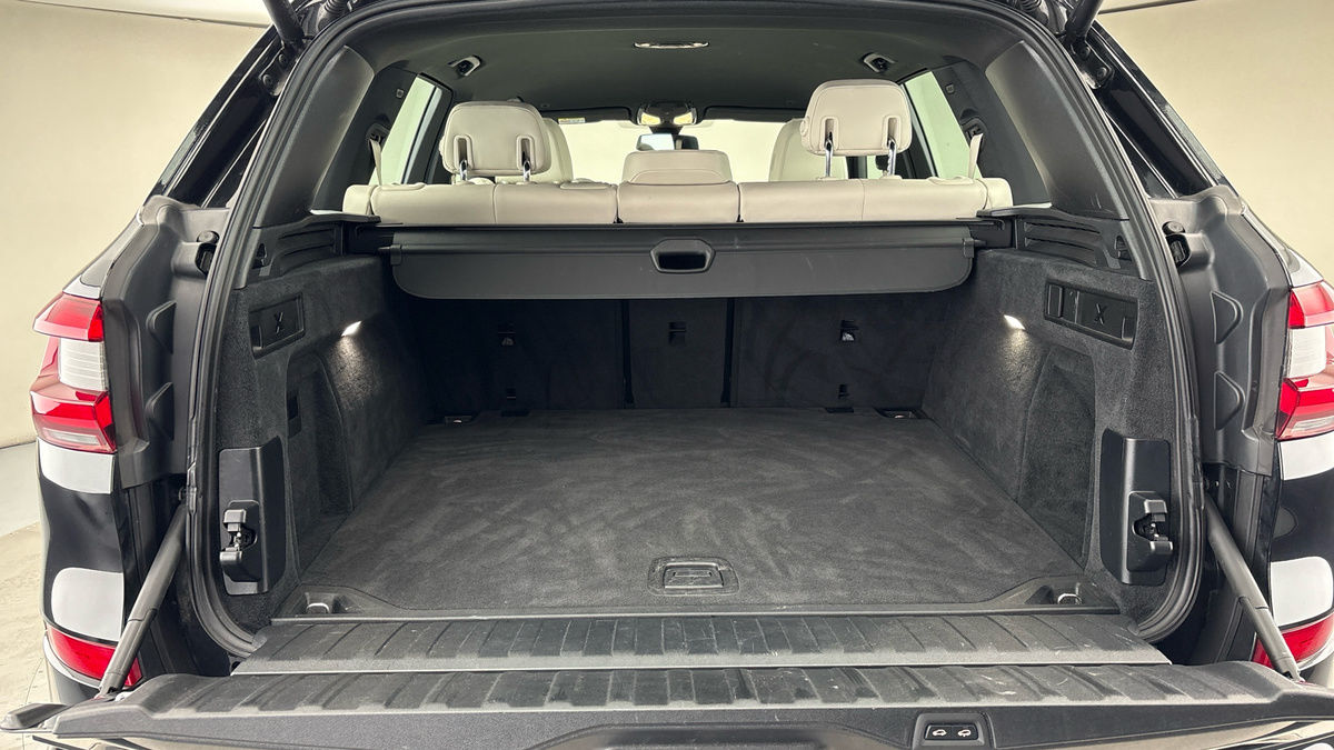 BMW X5 Image 11