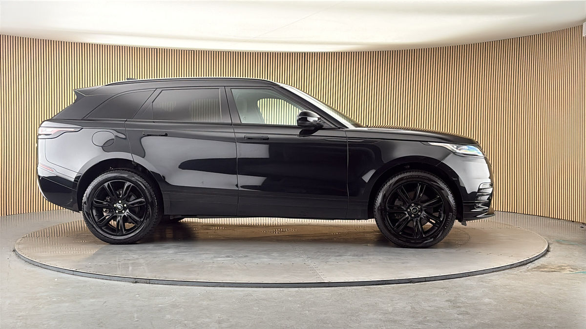 More views of Land Rover Range Rover Velar
