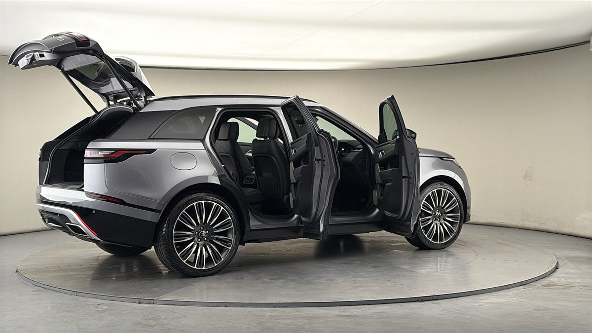 More views of Land Rover Range Rover Velar