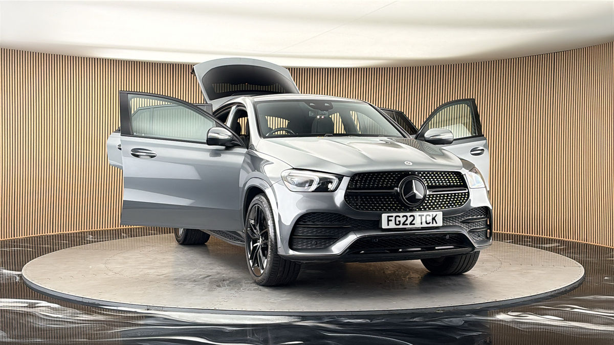 More views of Mercedes-Benz GLE