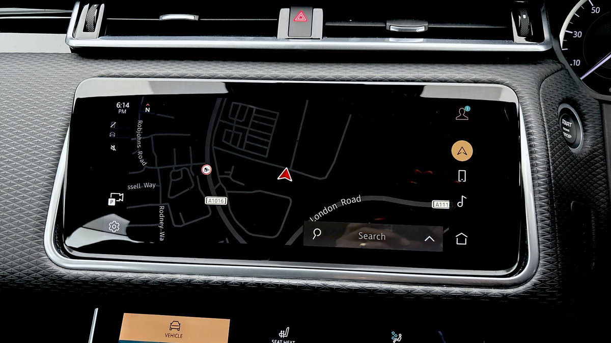 Land Rover Range Rover Velar Image 17