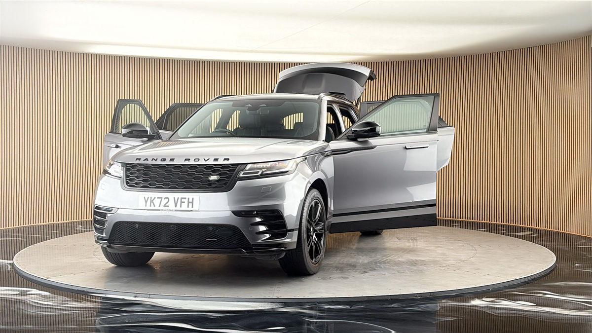More views of Land Rover Range Rover Velar