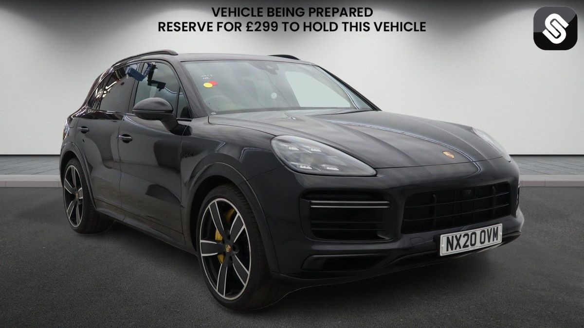 Porsche Cayenne Sticky Header Image
