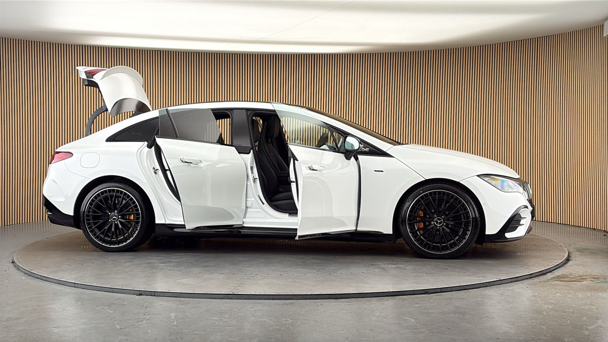 More views of Mercedes-Benz EQE