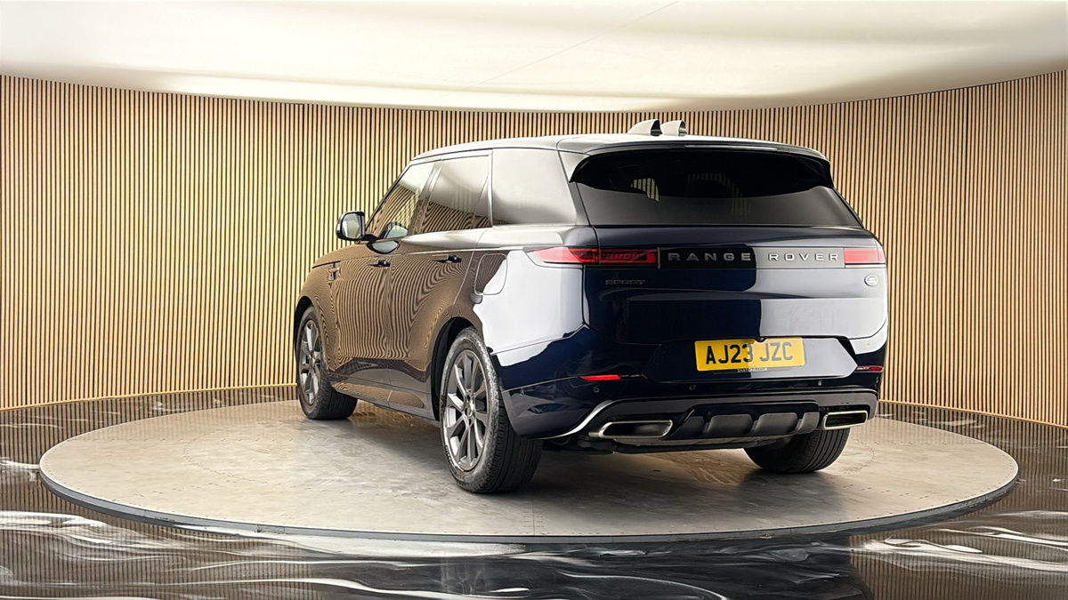 More views of Land Rover Range Rover Sport
