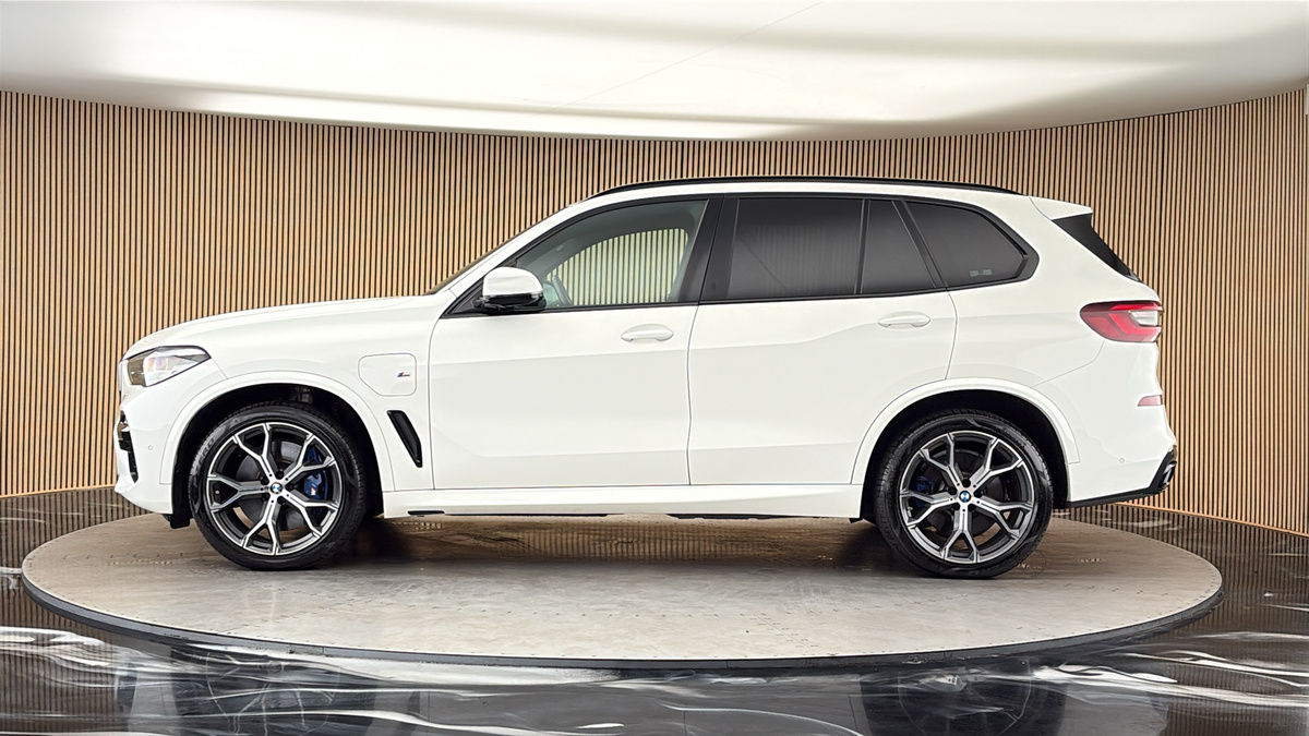 BMW X5 Image 15