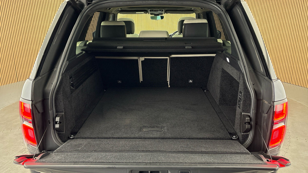 Land Rover Range Rover Image 11