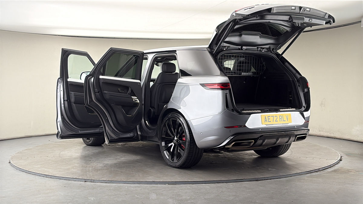 Land Rover Range Rover Sport Image 23