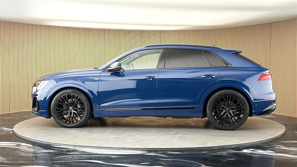 More views of Audi Q8