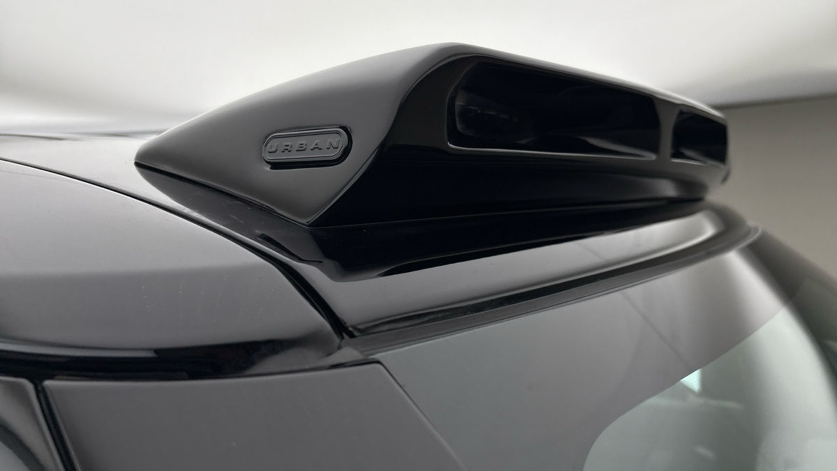 Land Rover Defender 110 Urban Image 26