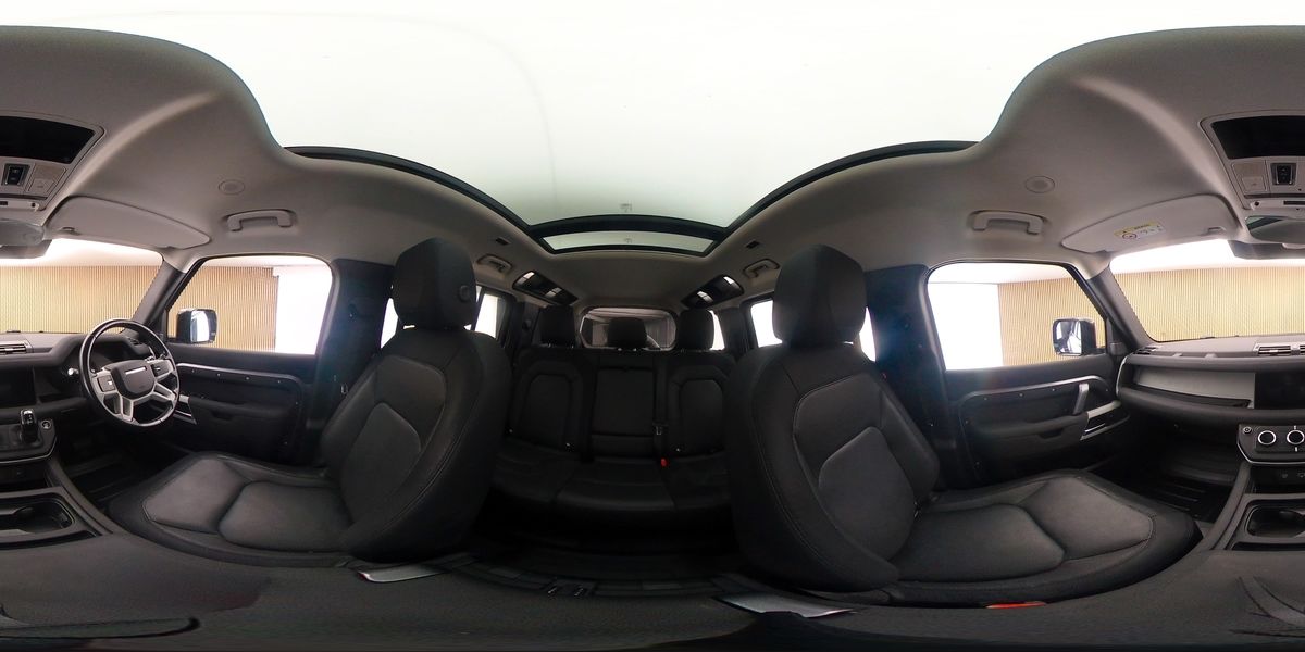 More views of Land Rover Defender 110