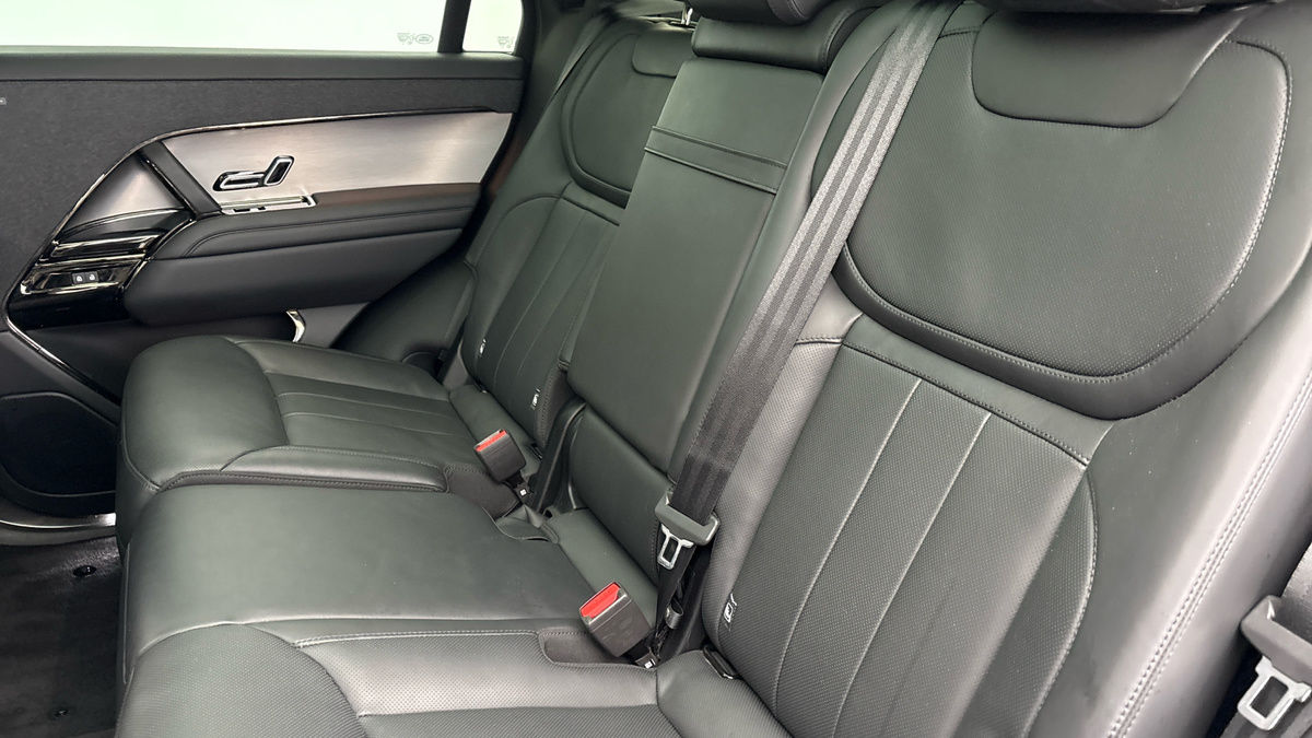Land Rover Range Rover Sport Urban Image 8