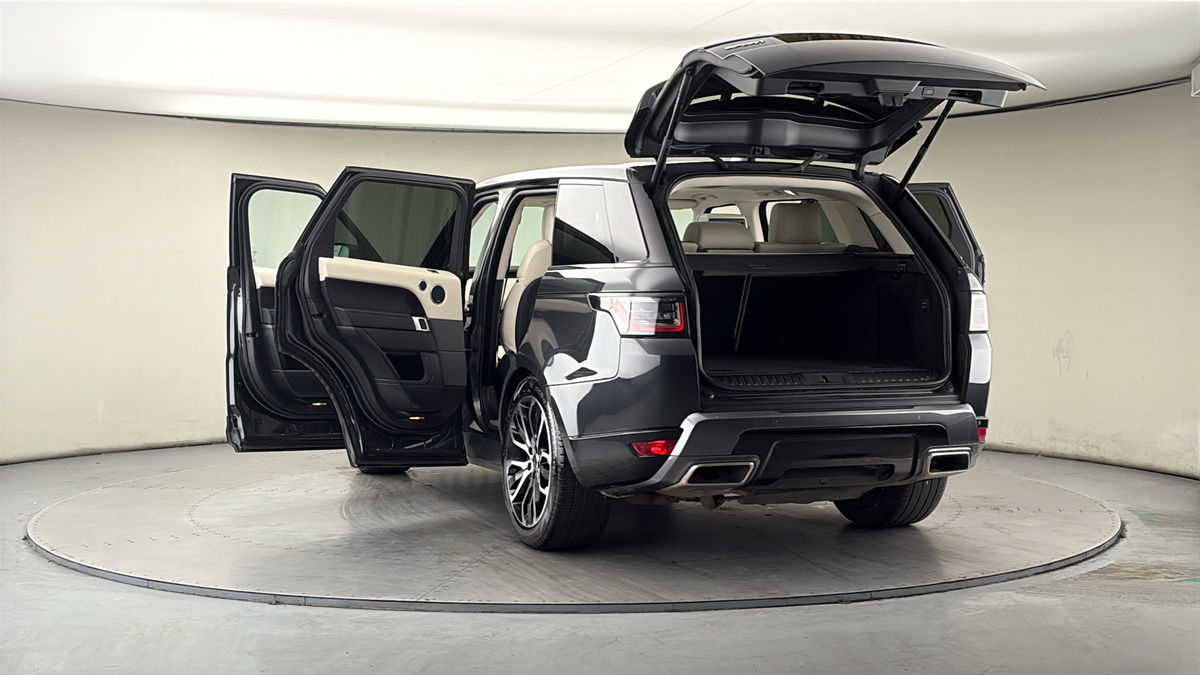 More views of Land Rover Range Rover Sport