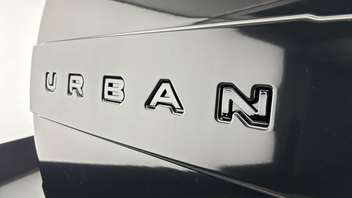 Land Rover Defender 110 Urban Image 29