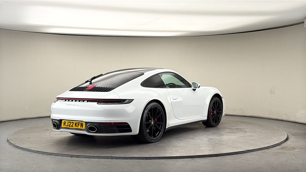 More views of Porsche 911