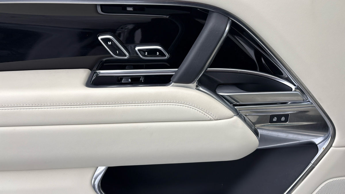 Land Rover Range Rover Image 19