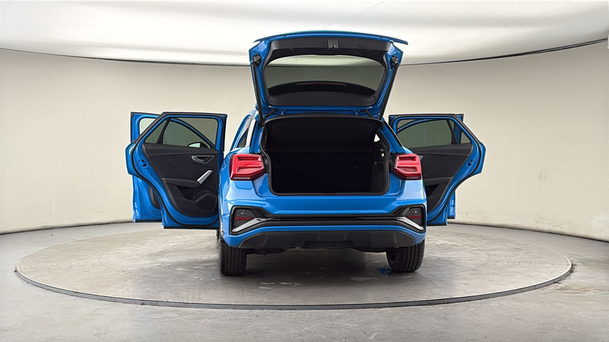 More views of Audi Q2