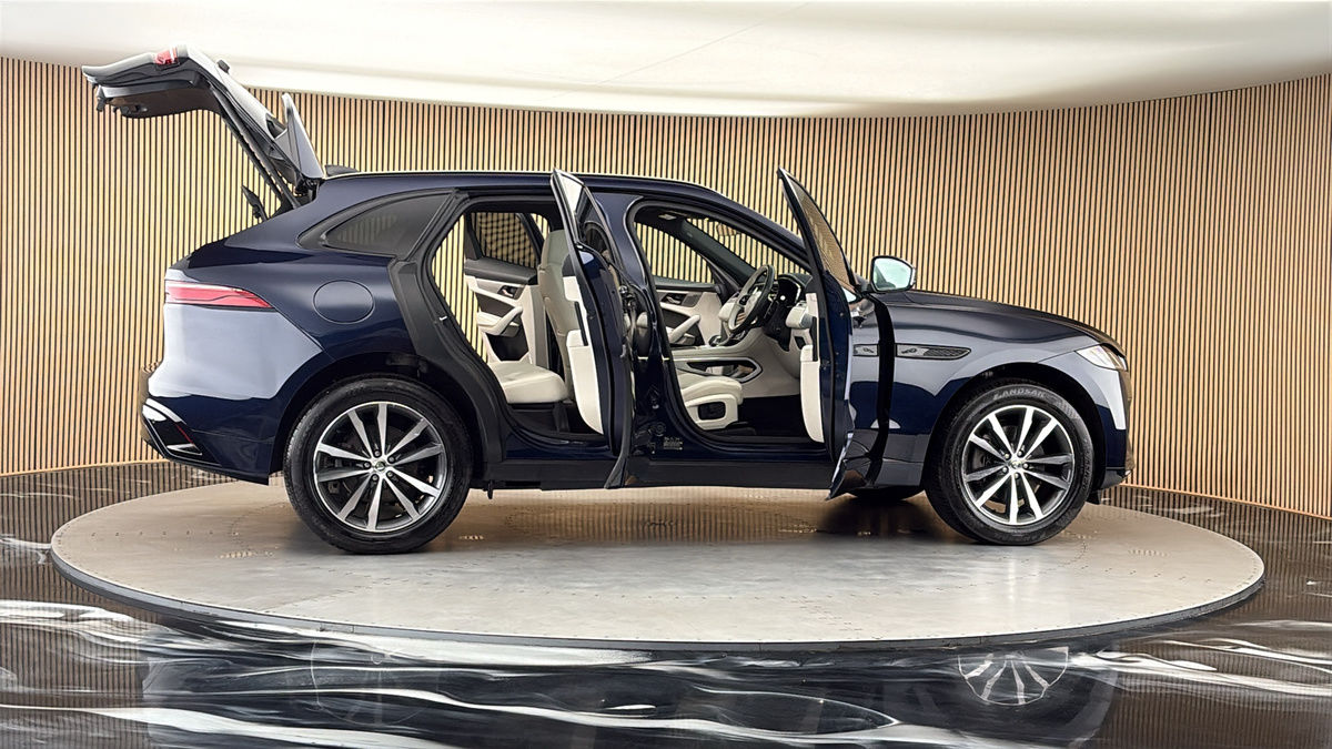 More views of Jaguar F-PACE