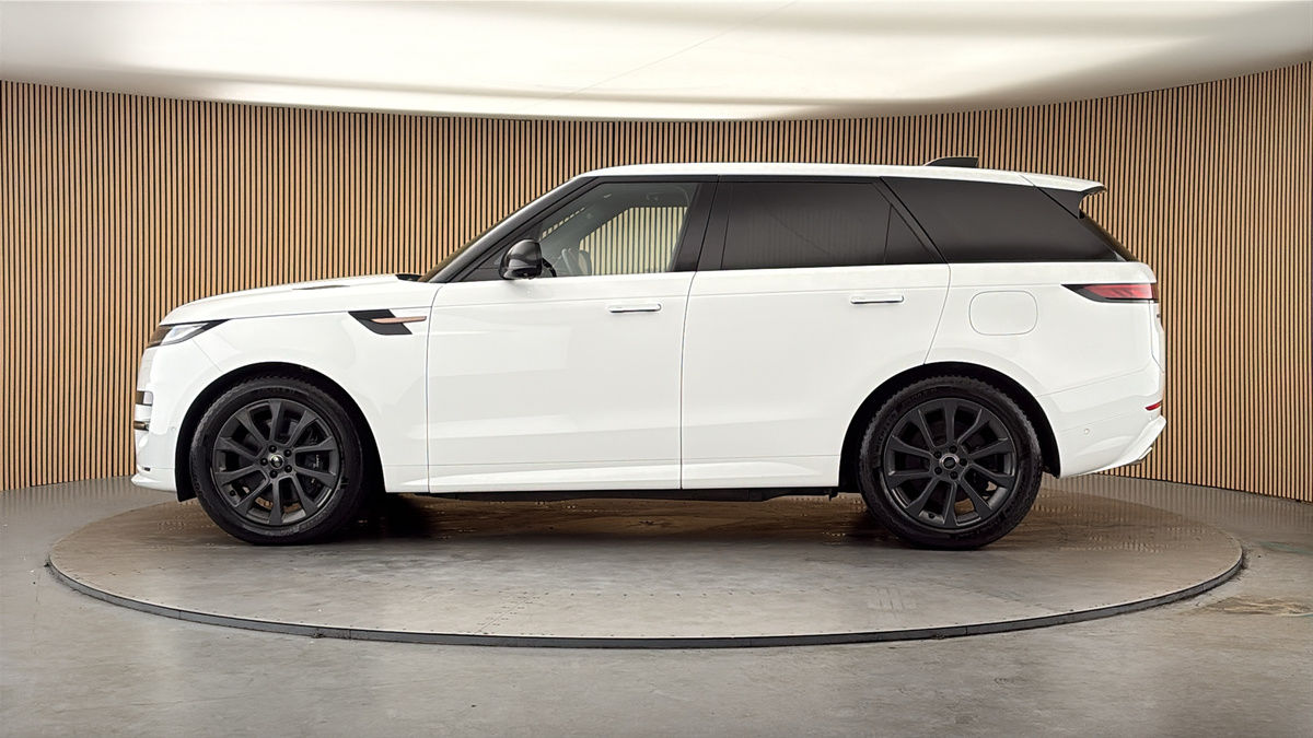 Land Rover Range Rover Sport Urban Image 15