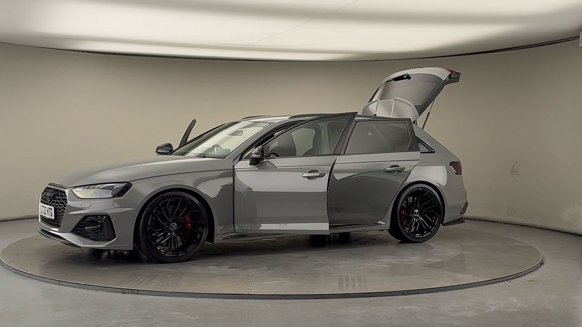 More views of Audi RS4 Avant