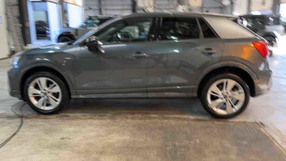 More views of Audi Q2