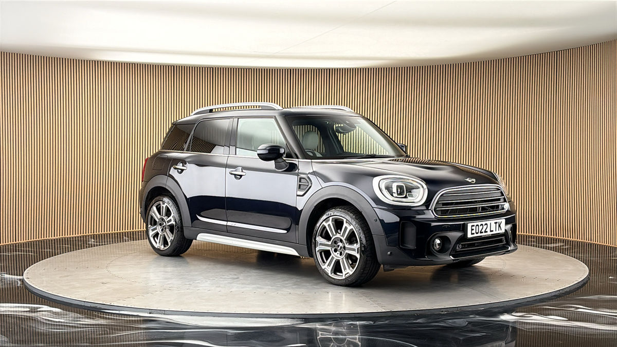More views of MINI Countryman
