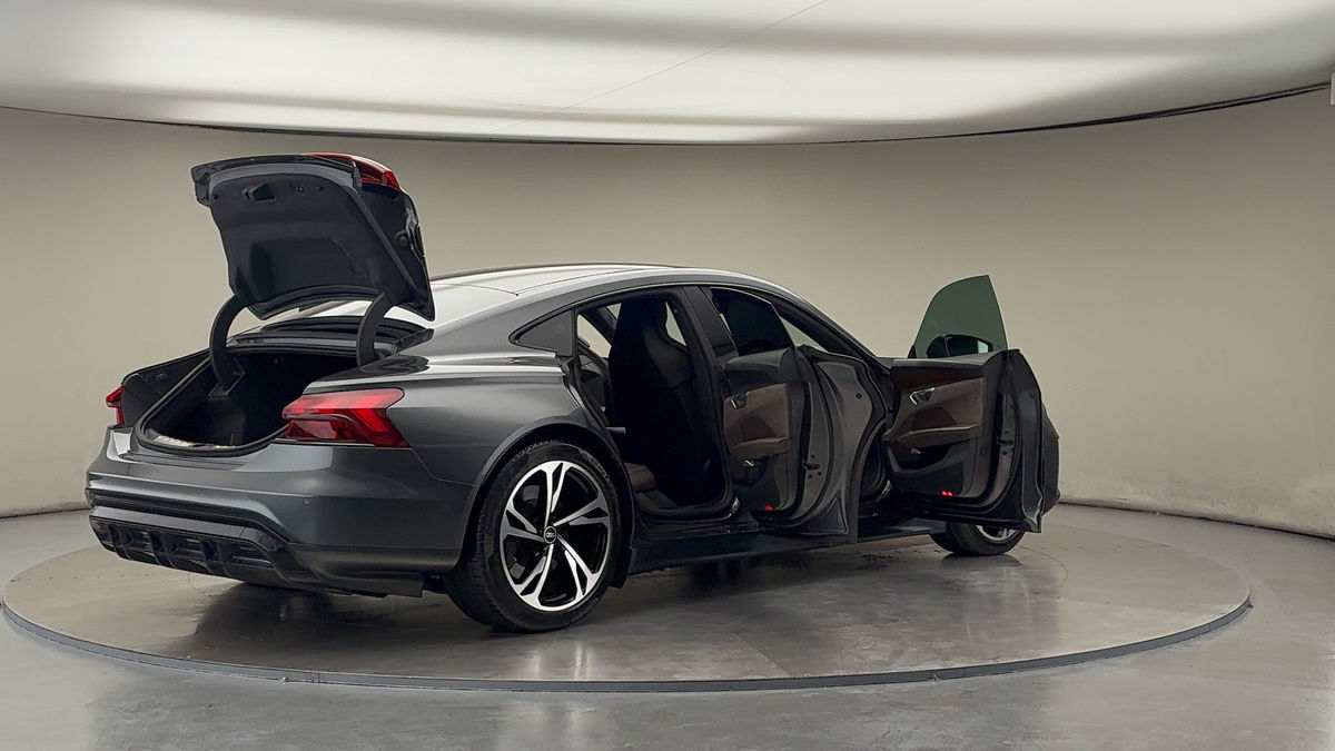 More views of Audi e-tron GT