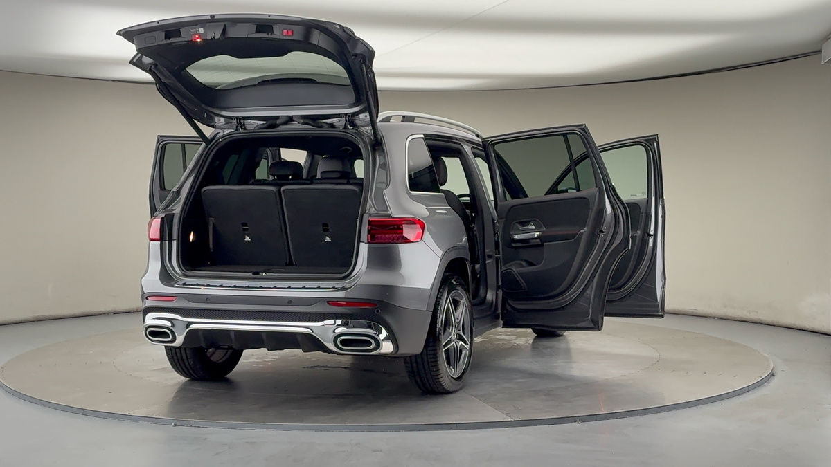 More views of Mercedes-Benz GLB