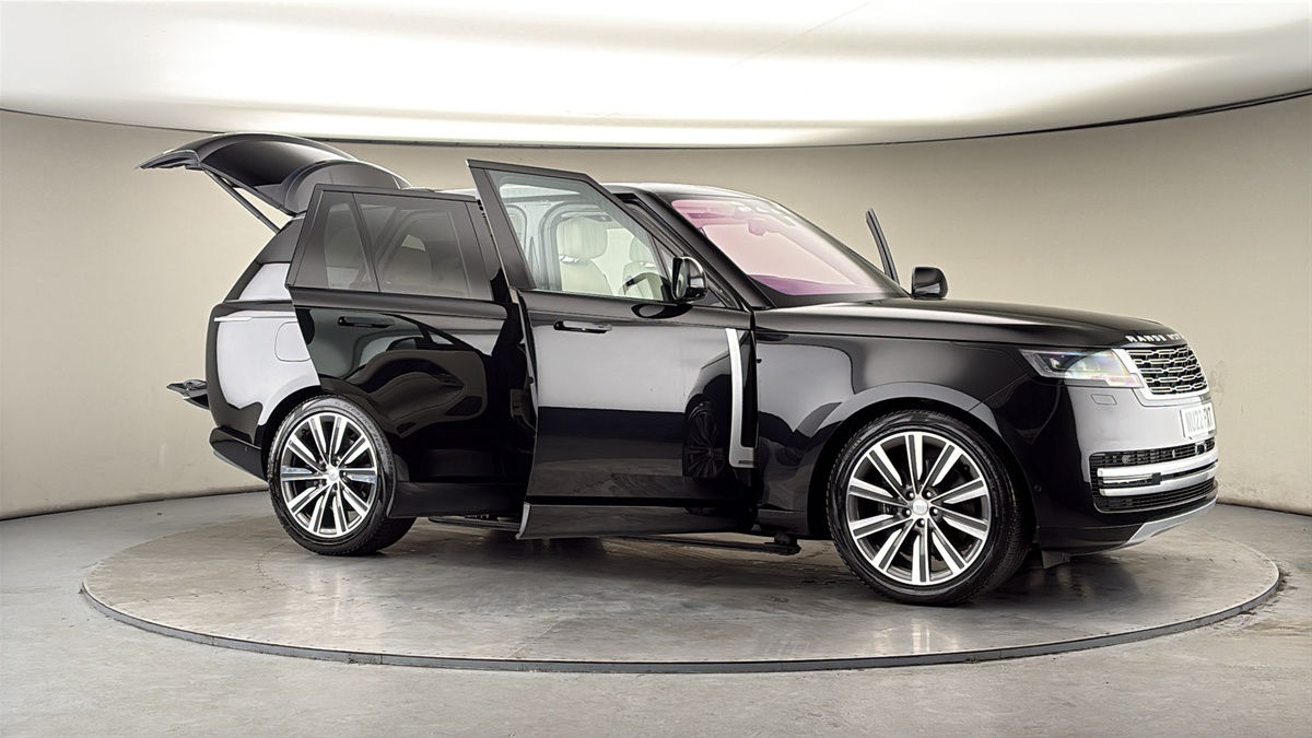 More views of Land Rover Range Rover