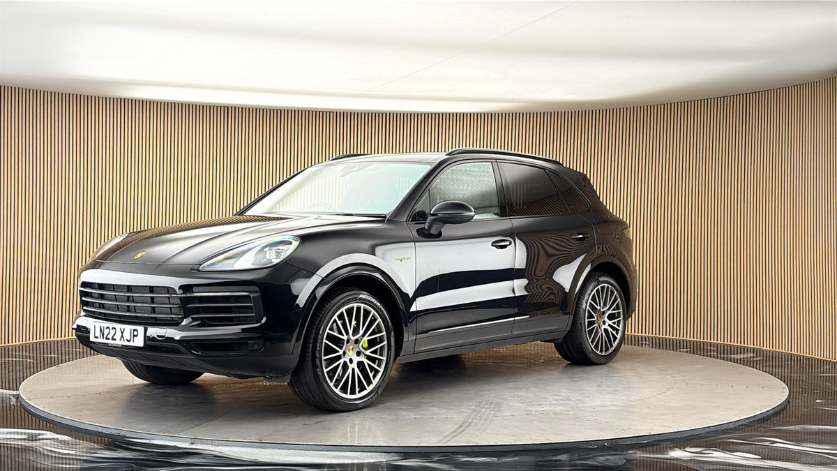 Porsche Cayenne Image 20