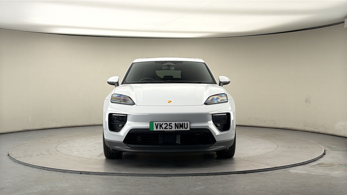 Porsche Macan Image 3