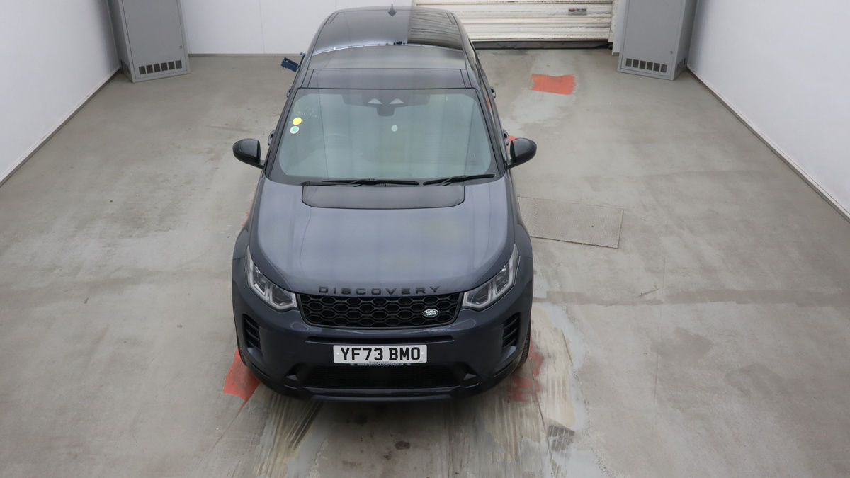 Land Rover Discovery Sport Image 7