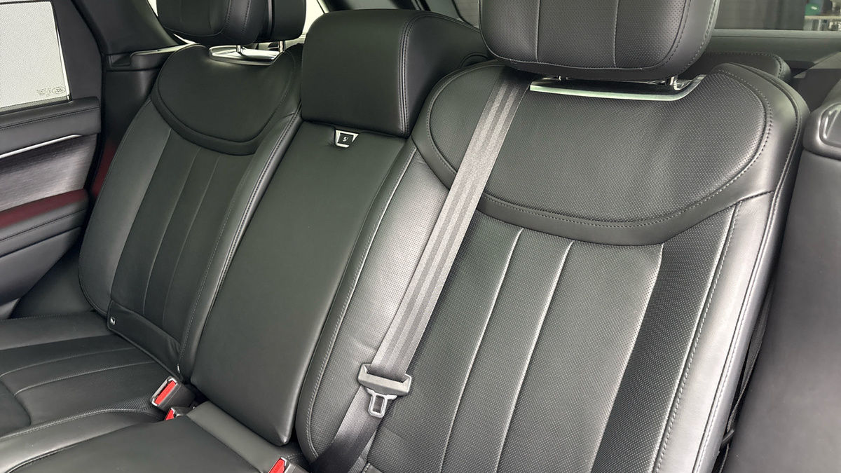 Land Rover Range Rover Image 8