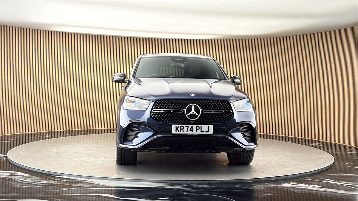 More views of Mercedes-Benz GLE