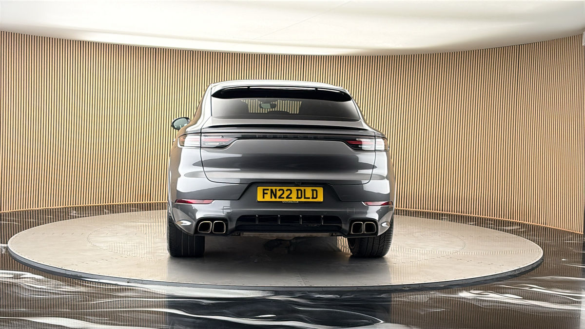 More views of Porsche Cayenne