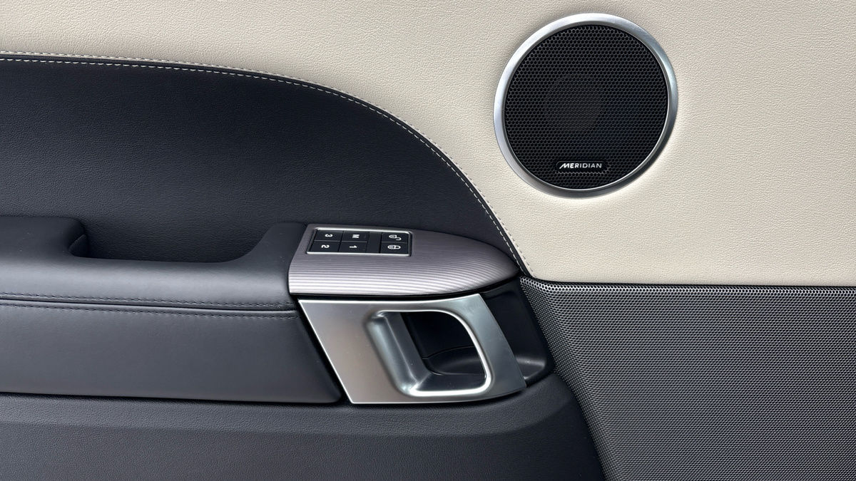 Land Rover Range Rover Sport Image 19