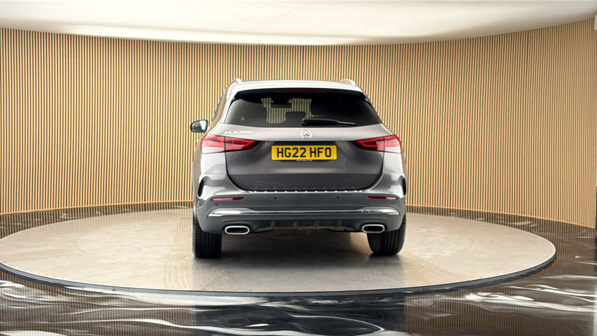 More views of Mercedes-Benz GLA