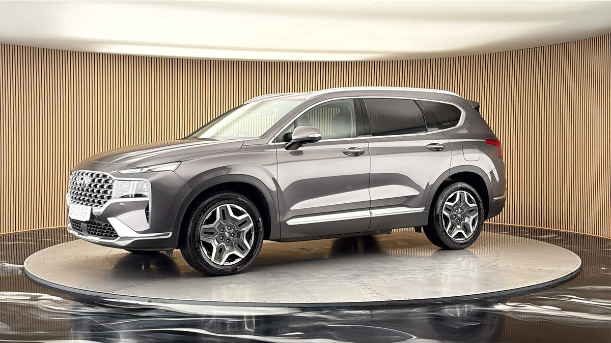 More views of Hyundai Santa Fe