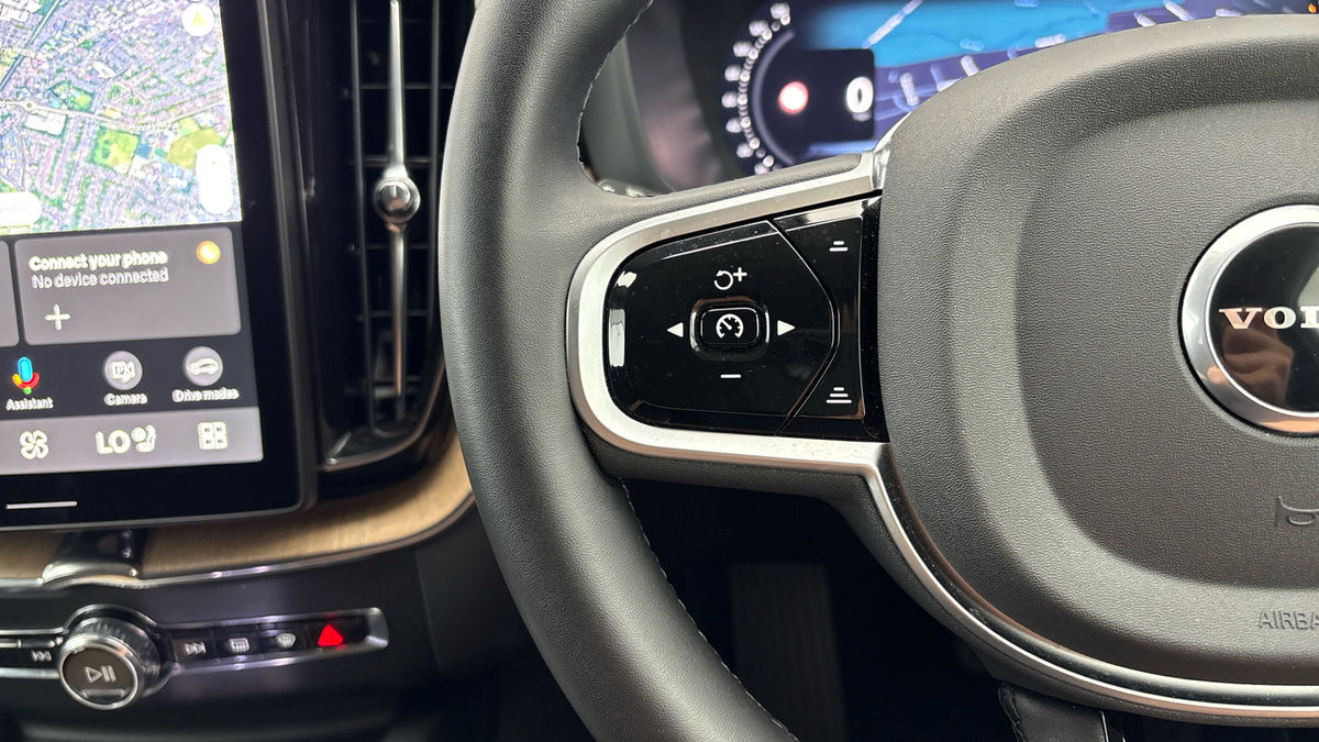 Volvo XC60 Image 13