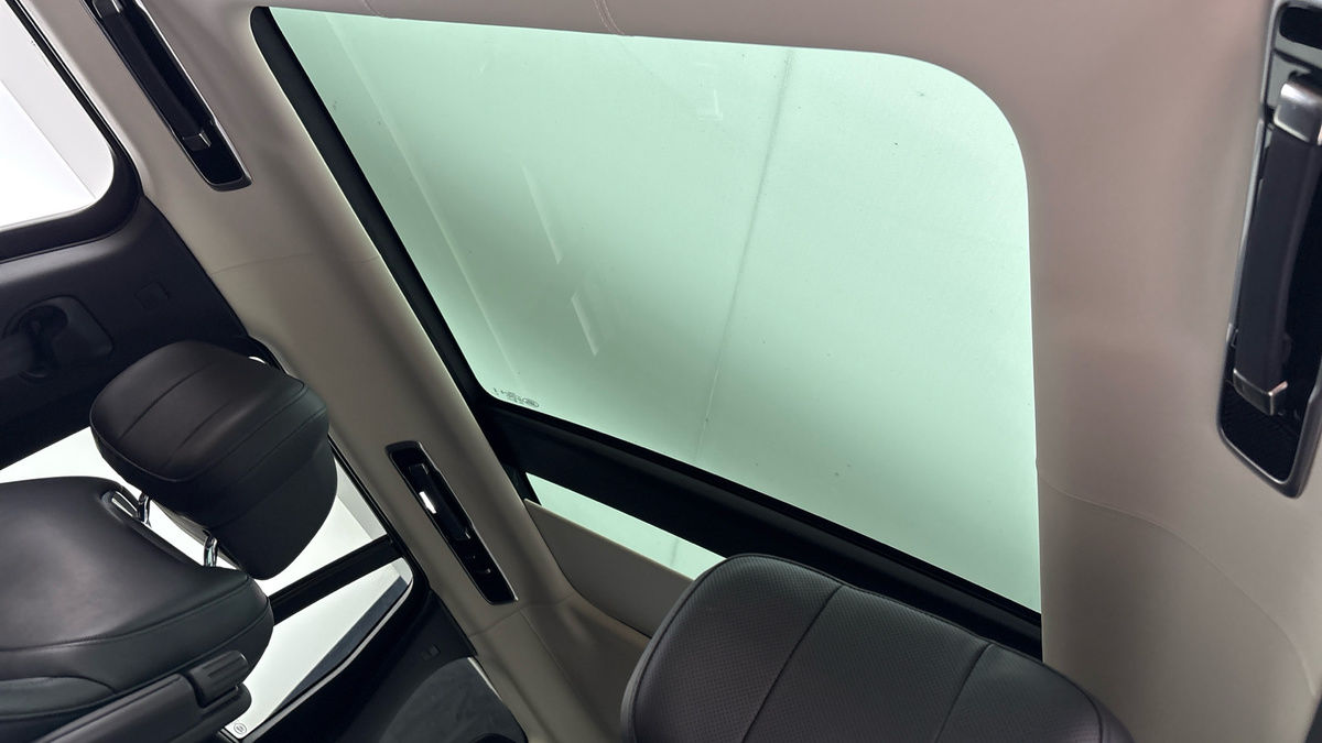 Land Rover Range Rover Image 6